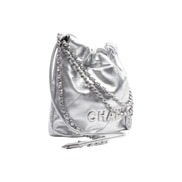 CHANEL 22 MINI HANDBAG Silver