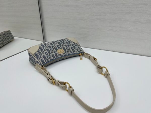 30 Montaigne Wanderlust Mini Handbag