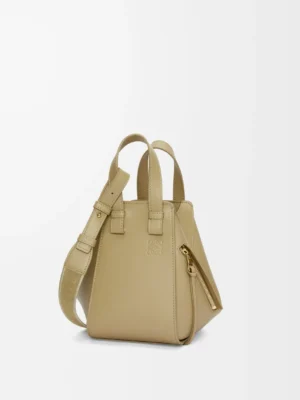 Compact Hammock bag in satin calfskin