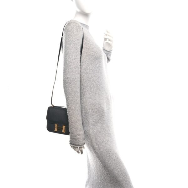 Epsom Constance 18 Black