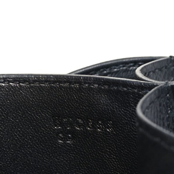 Epsom Constance 18 Black