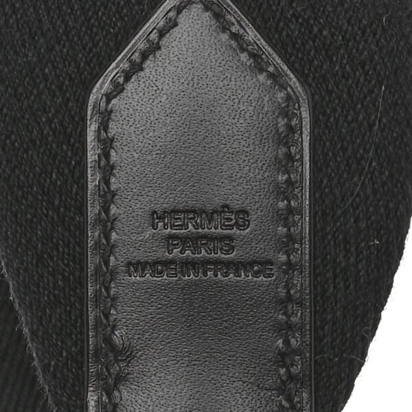 Vache Hunter Evelyne Sellier 29 PM Black