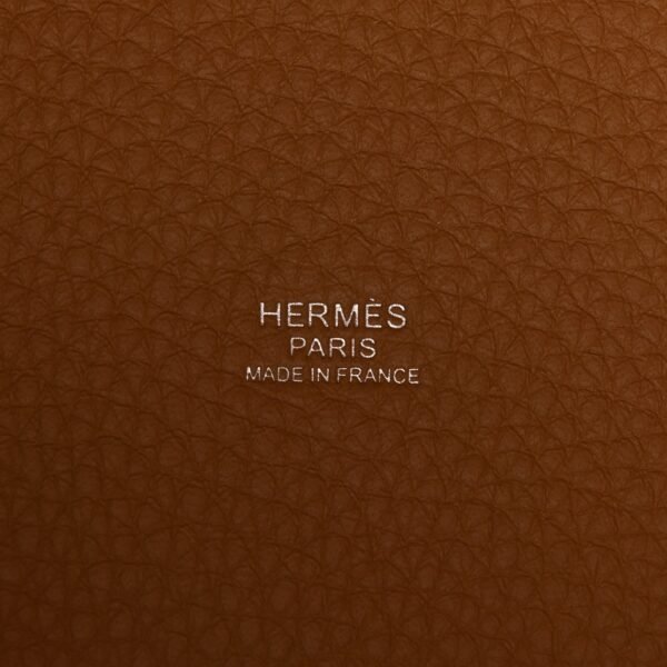 Taurillon Clemence Picotin Lock 18 PM Biscuit