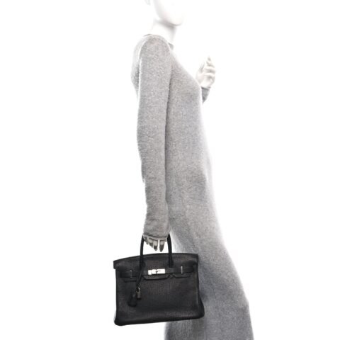 fe0c8339cf3dd1f6138f9ac8bc8ba901